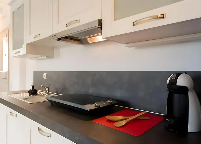 Echinousa Maisonette No4 *